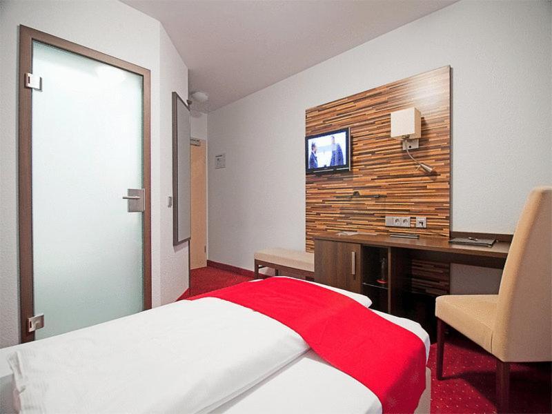 Hib Hotel In Baesweiler Exterior photo
